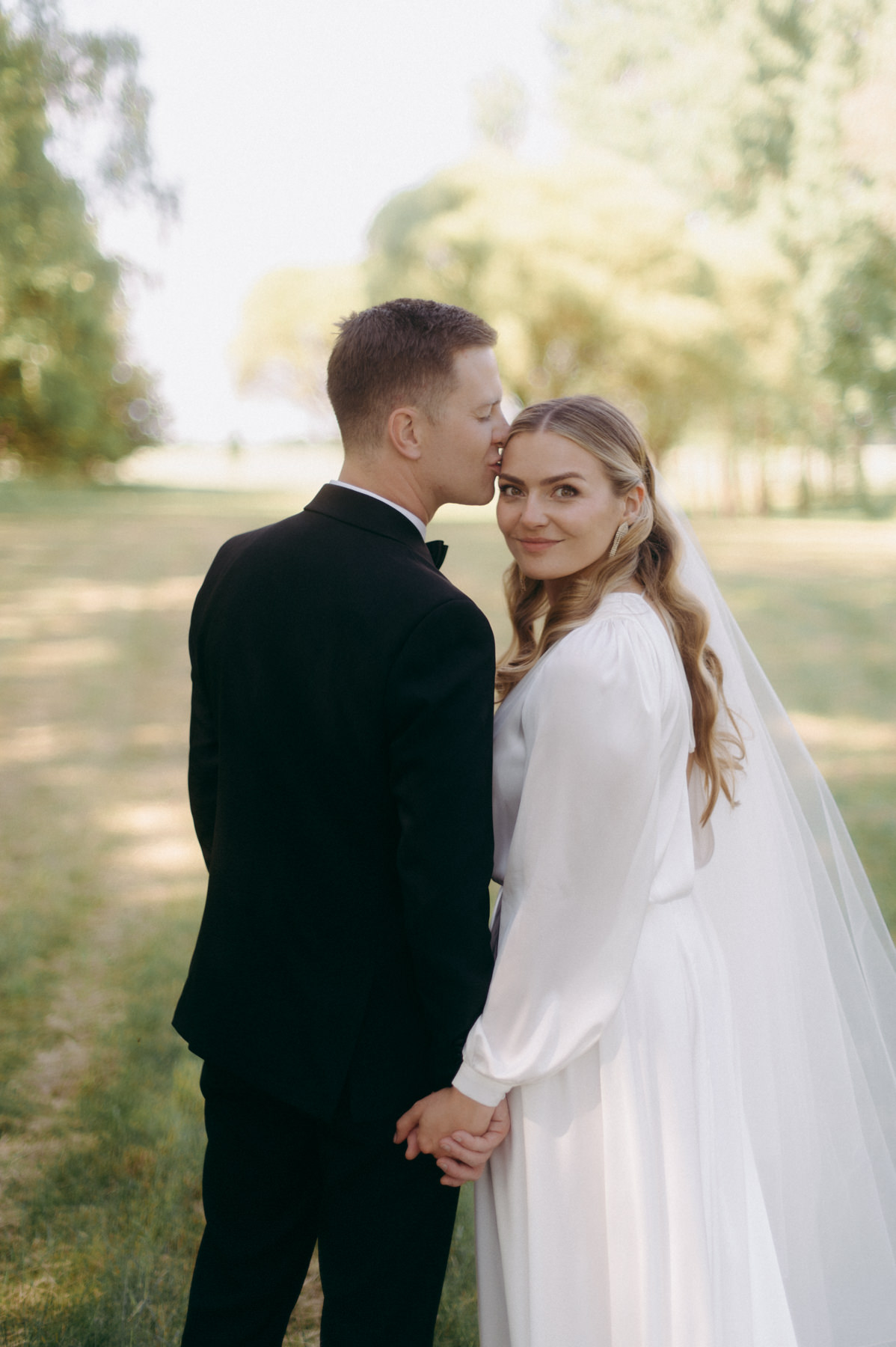 ROMANTIC WEDDING AT ZOLTNERS BREWERY BARN | Evelina & David 135